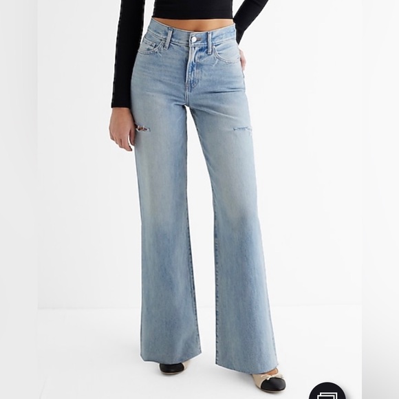 Express High-Rise Wide-Leg Raw-Hem Ripped Jeans - Picture 2 of 7